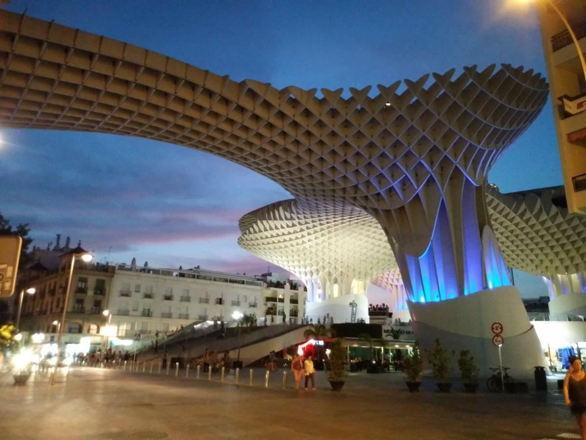 Appartamento Alhondiga Center Siviglia Esterno foto